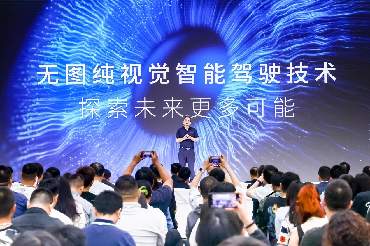 2024广汽科技日重磅发布!全固态电池与无图纯视觉智驾引领智电新时代
