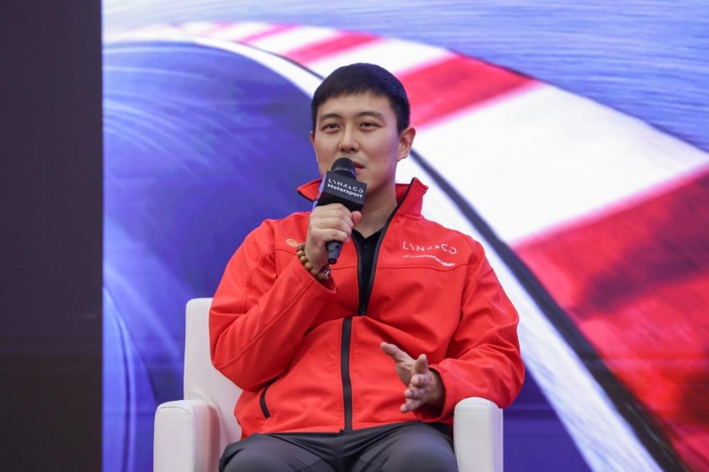 青春无畏,热血飞驰 | 2024领克巅峰车手赛车模拟电竞赛清华大学揭幕站圆满落幕