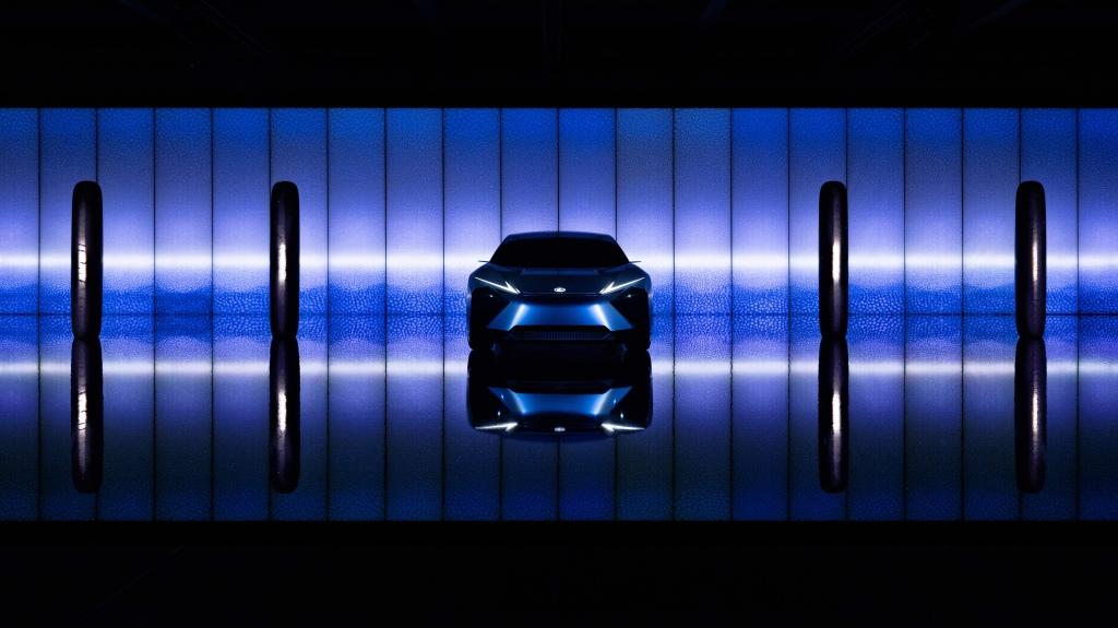 LEXUS雷克萨斯携创新艺术装置“时间”亮相2024米兰设计周