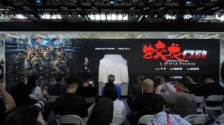 博纳董事长于冬成为猛士917蛟龙战甲001号车主