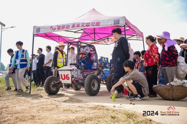 东风商用车誉助湖北汽院HUAT车队5月燃战巴哈大赛（襄阳站）