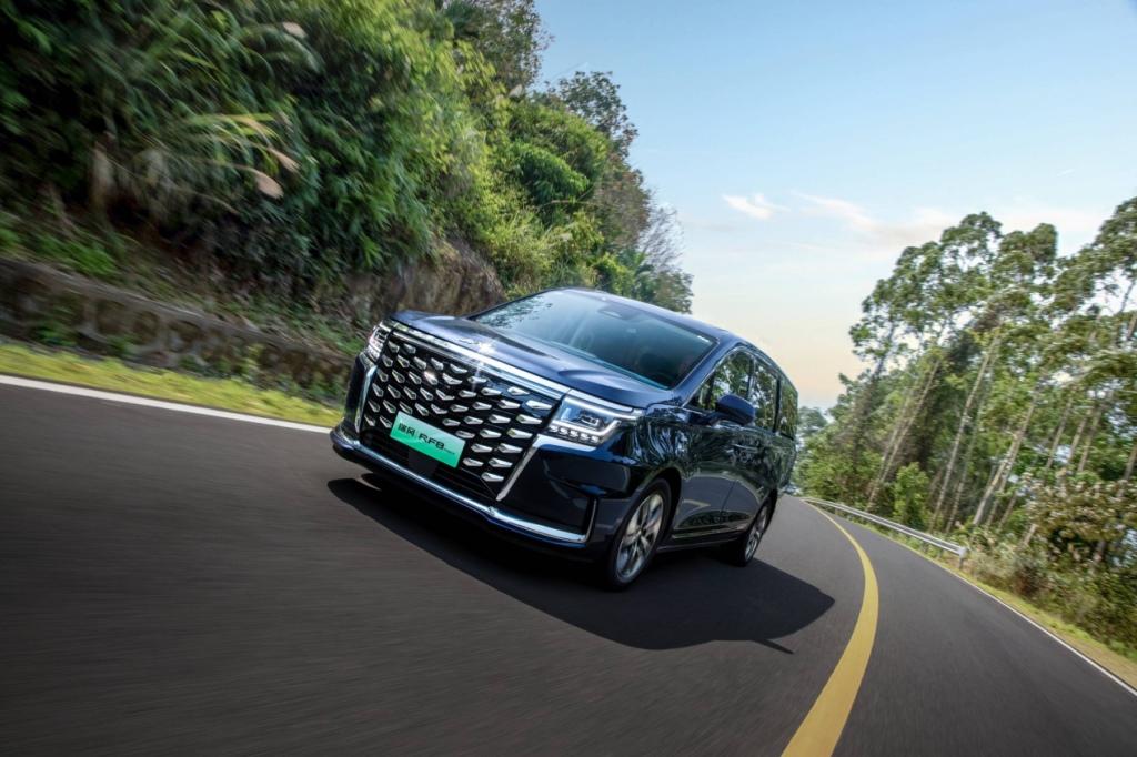 20多万能选到高品质、高智能化的MPV?瑞风RF8可以了解一下