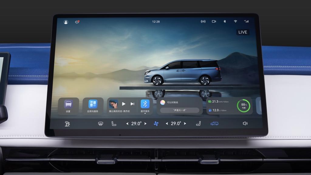 20多万能选到高品质、高智能化的MPV?瑞风RF8可以了解一下