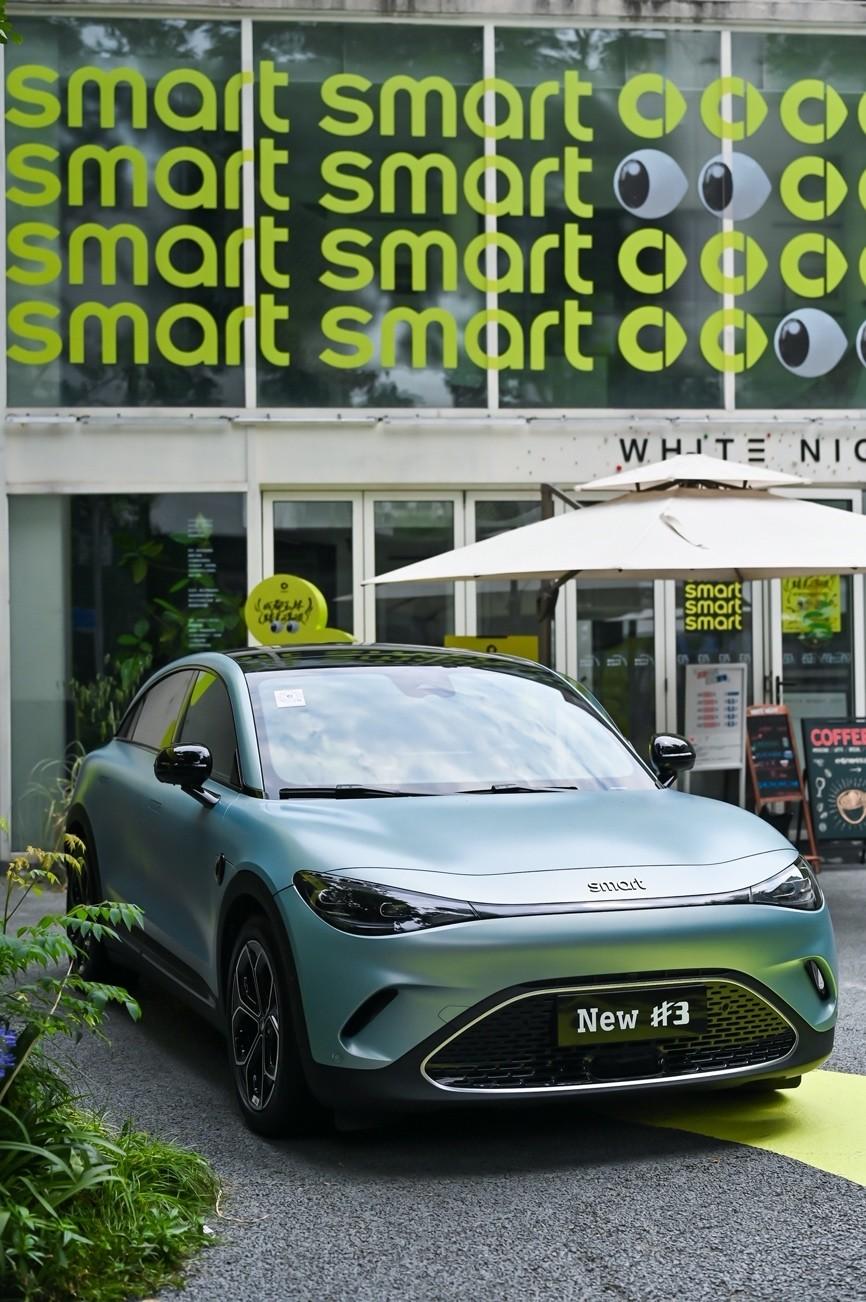 打造“Living smart Way”在地营销IP smart携手密友焕新成都玉林街区