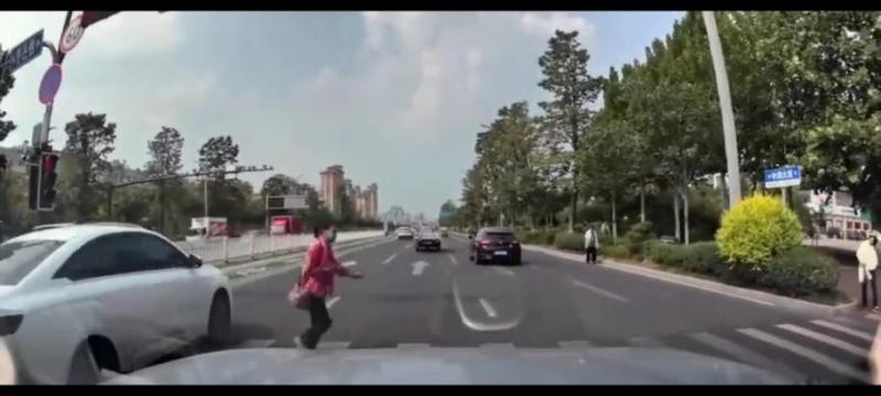 毕业自驾毕业自驾必备,三车主动安全实力对比,问界新M5树立智驾安全新标杆,三车主动安全实力对比,问界新M5树立智驾安全新标杆