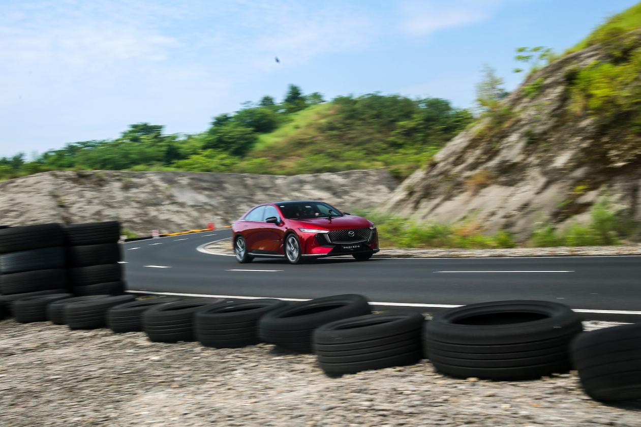 驾控更进阶 长安马自达MAZDA EZ-6树立合资新能源价值新标准