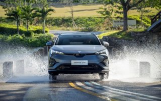 全系宁德时代上车！极狐阿尔法S5全新车型限时12.88万起售