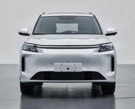全新外观首曝，新款蓝电E5 PLUS公告图曝光