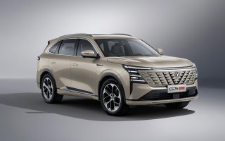 第四代CS75PLUS新外观、新内饰、新动力实现续航1000公里