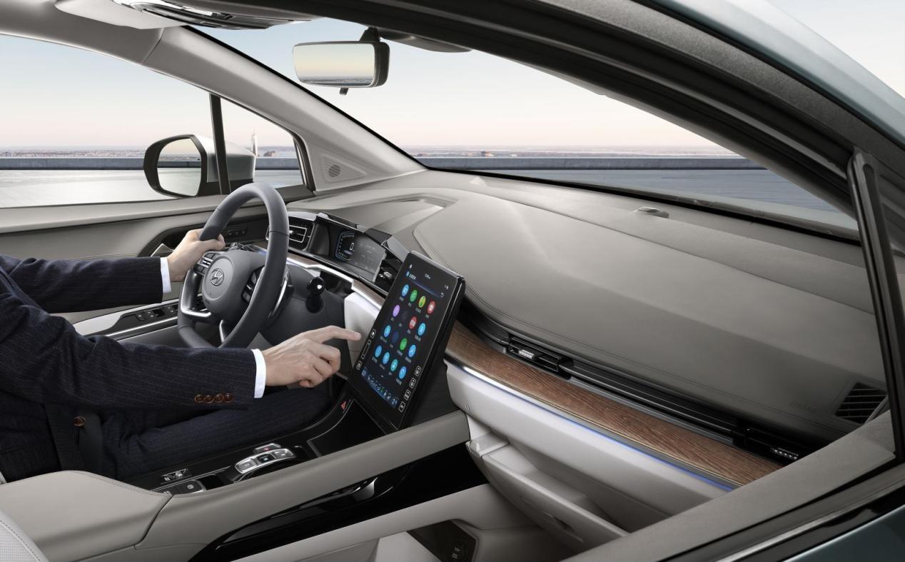 2024款库斯途焕新上市,“更超值的家用MPV” 17.18万元起!