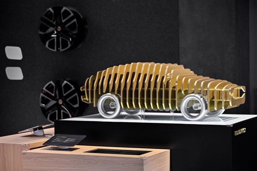 金色大众徽标闪耀蓉城,ID. 与众首次亮相成都车展
