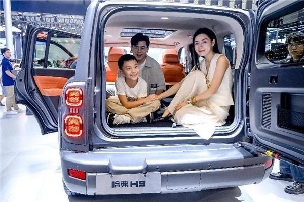 站在家庭生活和硬核越野之间，哈弗造出了“一家人的越野车”