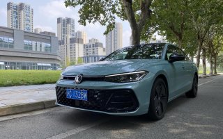 试驾体验帕萨特Pro，每一个座位都是C位，智舱、智驾是加分项