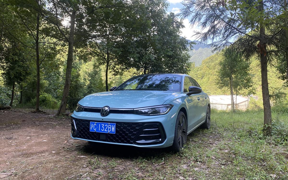 试驾体验帕萨特Pro，每一个座位都是C位，智舱、智驾是加分项