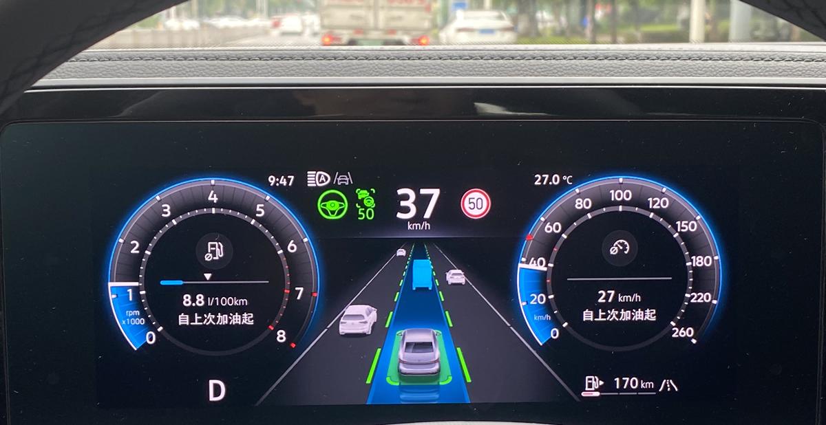 试驾体验帕萨特Pro,每一个座位都是C位,智舱、智驾是加分项