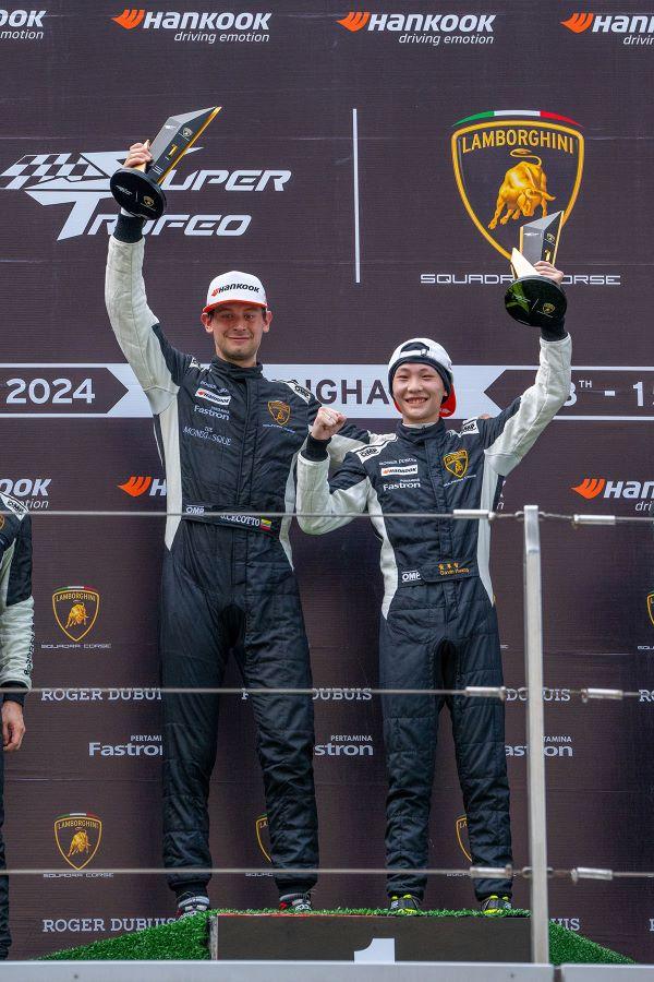DW Evans GT车队和Arrows Racing车队上海对决称雄