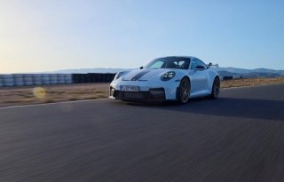 王者归来：中国市场同步引进新款911 GT3，并首次推出 911 GT3 旅行版