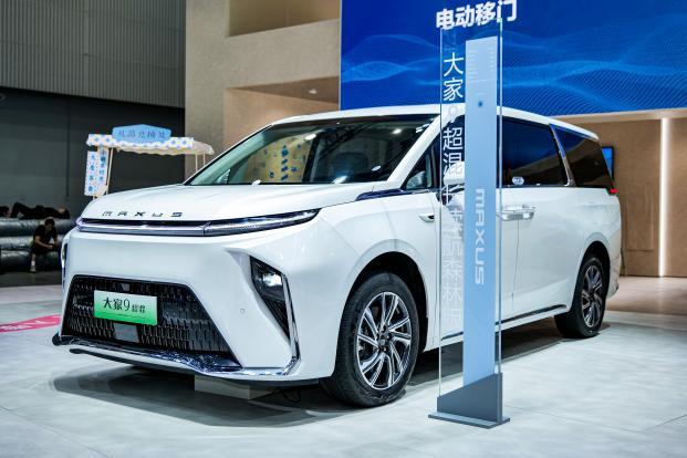 多功能轻客、硬派越野皮卡齐发力,上汽大通MAXUS携全品类车型亮相广州车展