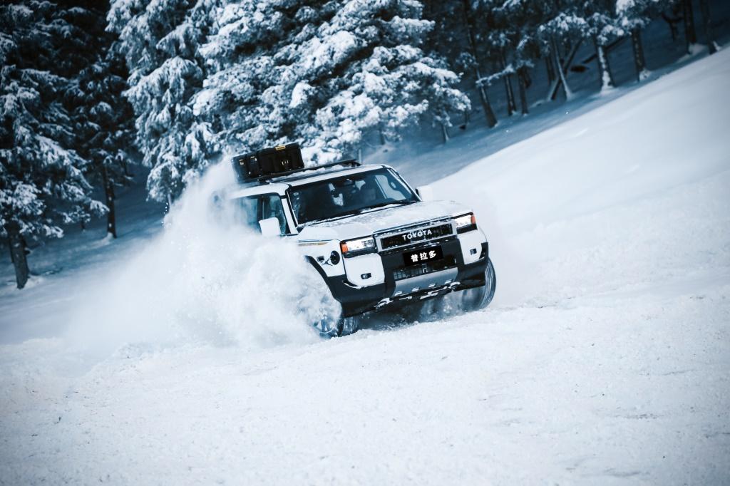 穿越荒漠雪原,800公里集结普拉多英雄共赴大美新疆