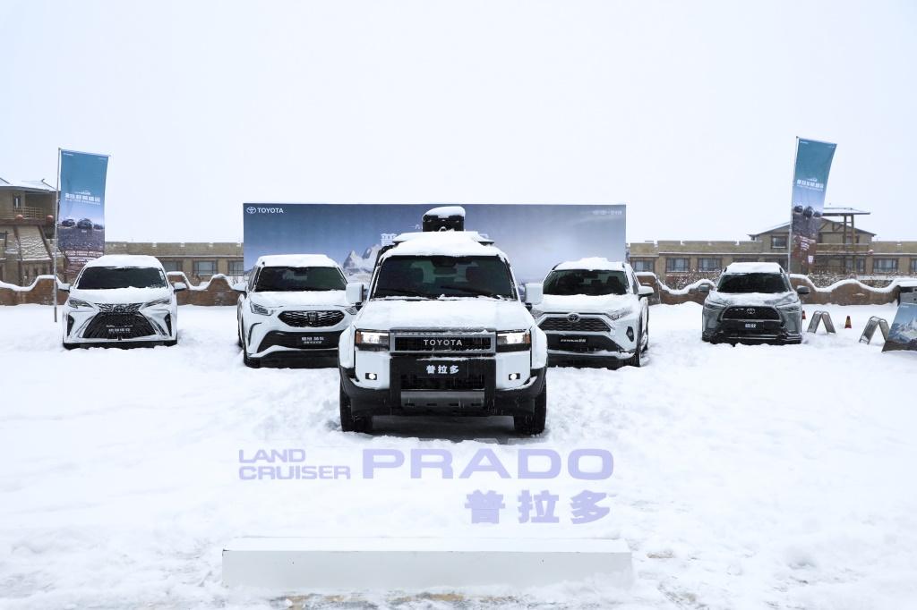 穿越荒漠雪原,800公里集结普拉多英雄共赴大美新疆
