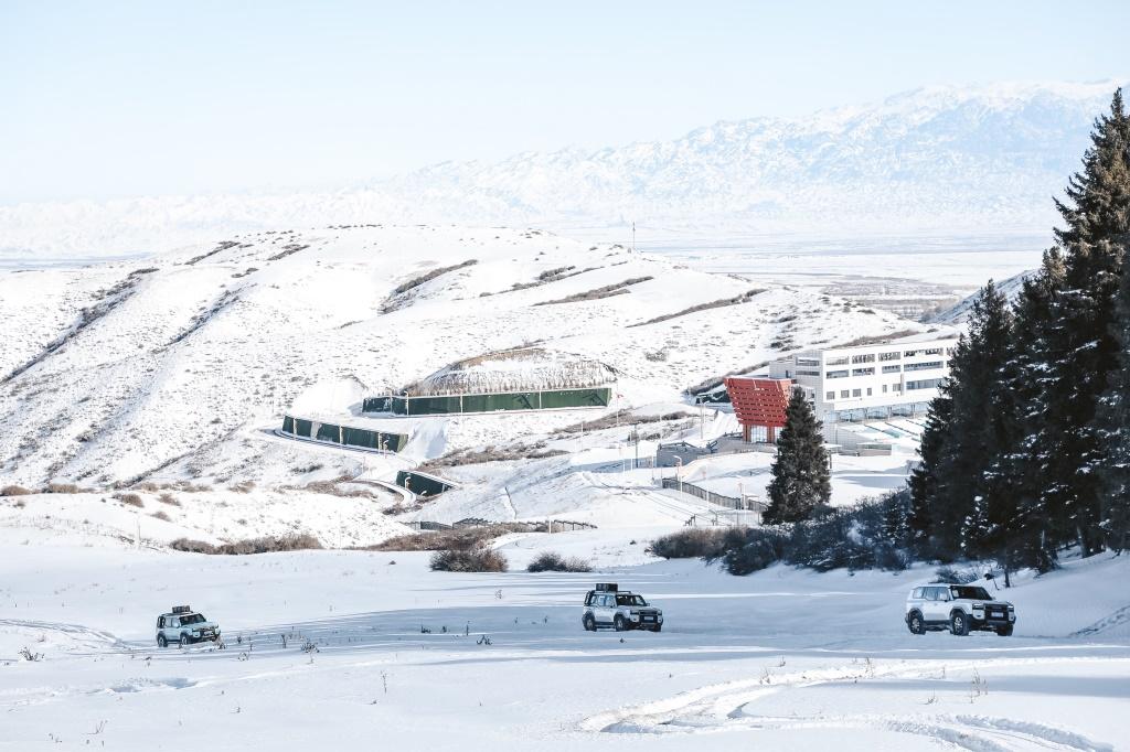 穿越荒漠雪原,800公里集结普拉多英雄共赴大美新疆