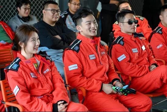 国货之光赛道同框，东风风神赛车学院首次同学会燃擎开跑！