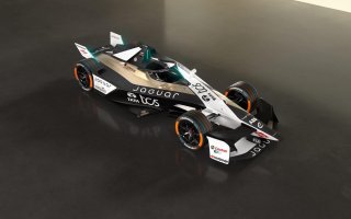 即将开启Formula E新赛季卫冕征程 捷豹TCS车队在圣保罗发布全新I-TYPE 7赛车