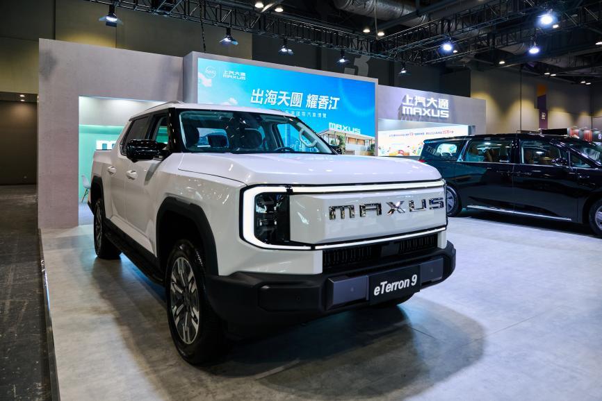 先拿香港MPV销冠,再创轻客、皮卡“首款和第一”,上汽大通MAXUS携重磅新品登陆香港车展