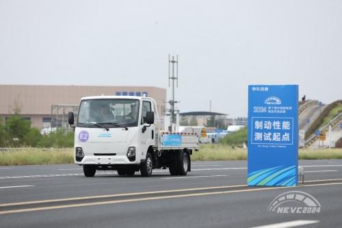 用科技武装每一处设计,江铃汽车新能源让商用车性能更上层楼