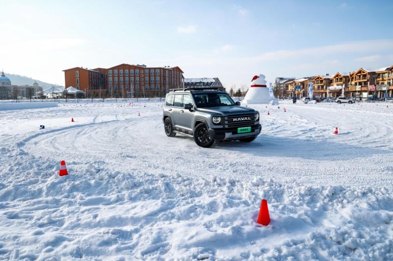 长城冰雪欢乐周丨Hi4技术闪耀长白山,重塑四驱新标杆