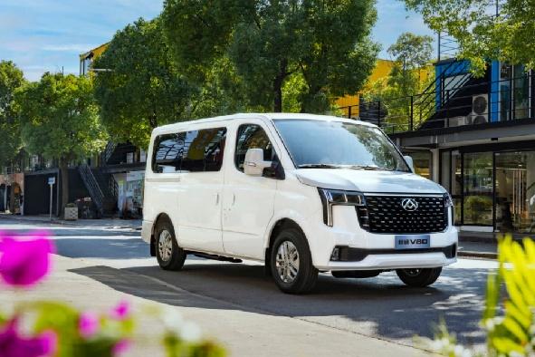 “国民轻客”上汽大通新途V80 9AT开启盲订,9.9元抵3000元!