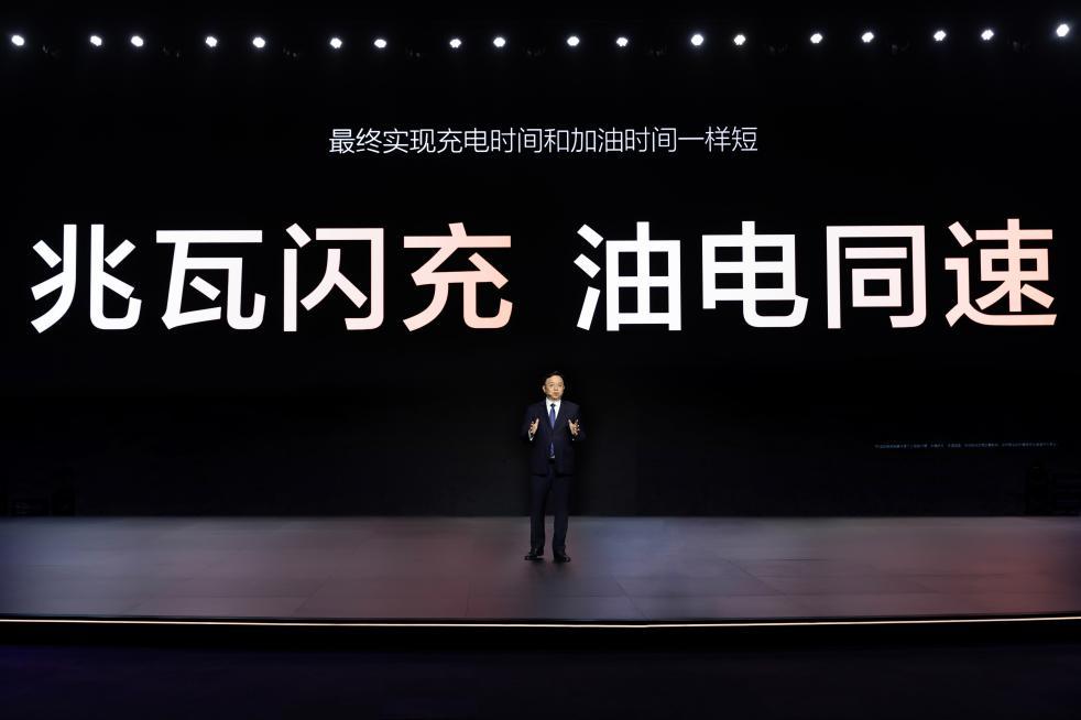 业绩表现持续飙升