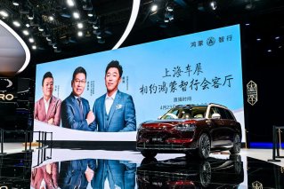 “三冠王”问界M9升级归来！2025款以安全科技征服高端市场