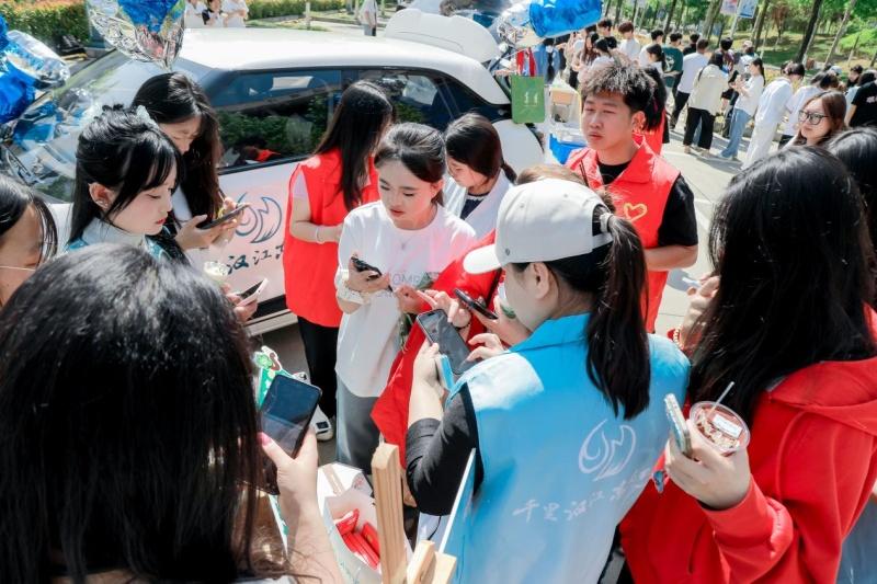 东风乘用车“千里汉江东风行”走进安康 以青春力量守护美丽母亲河