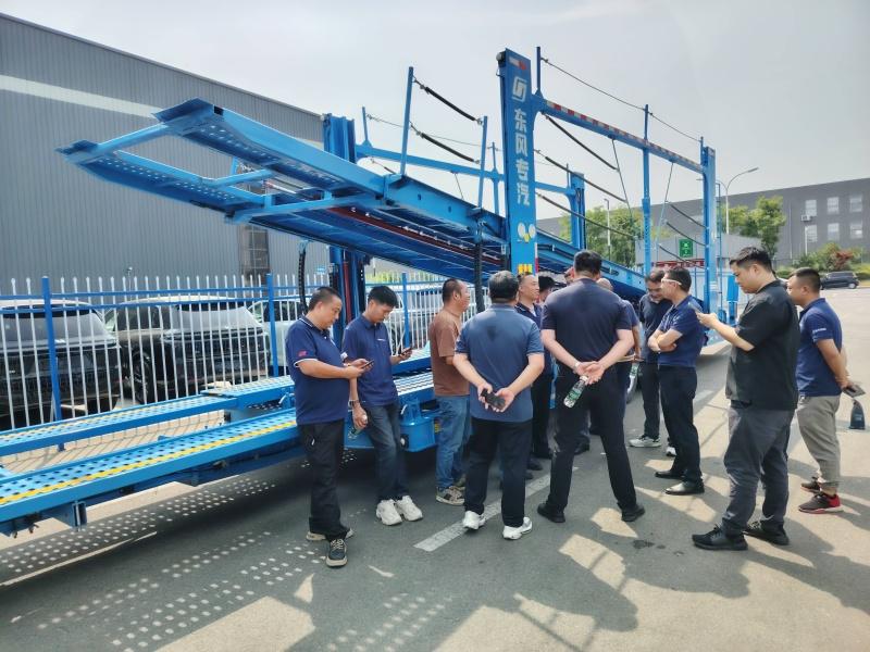 轿运大马力新品正式发布！东风商用车全国巡展火热启程 护航高效物流