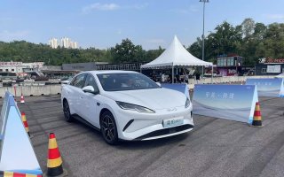 海豹06EV试驾感受总结，智能泊车辅助很丝滑，云辇-C加持不晃不颠