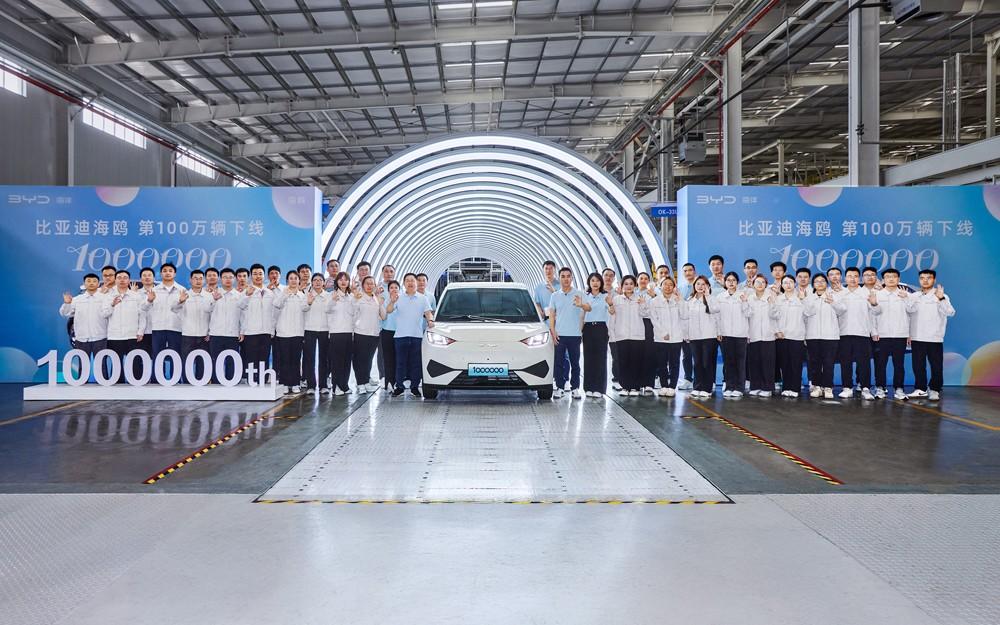 比亚迪海鸥累计销量超100万辆,加推自在版售价7.88万元,CLTC续航达405KM