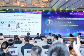 智己汽车亮相2025世界人工智能大会 首获上海新一批智能网联汽车示范运营牌照