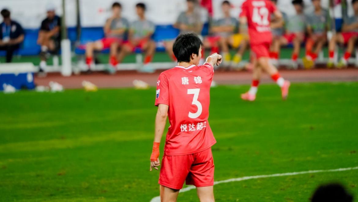 盐城5球大胜常州,悦达起亚燃情助威点燃赛场激情