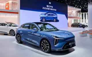 预售订单破48,000台！2025成都车展，超级增程就看智己！