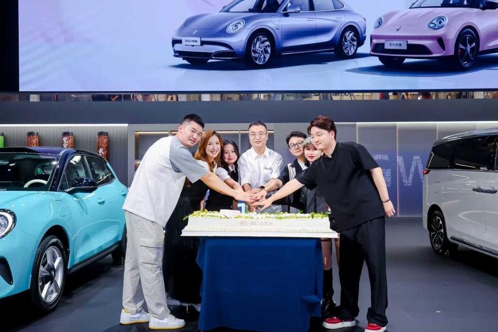 成都车展欧拉七周年庆典，诠释“新时代的城市经典”