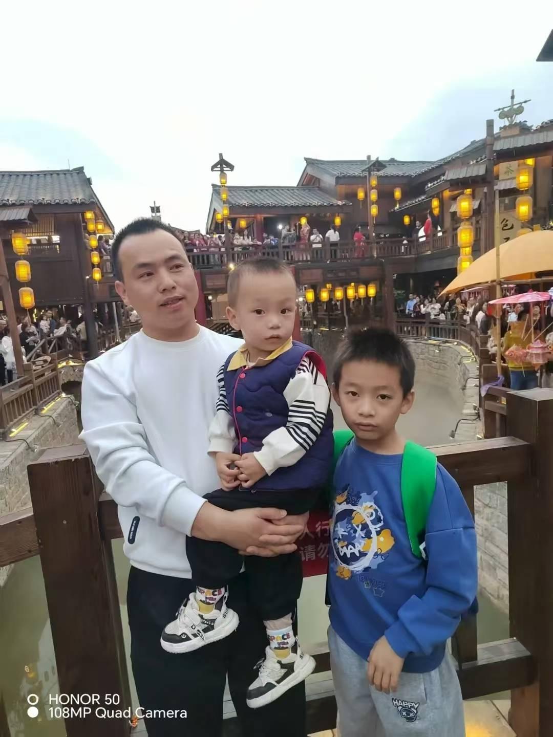 幸福卡车票选故事|2台东风天龙接力,阳师傅从电焊工到车主的奋斗人生路