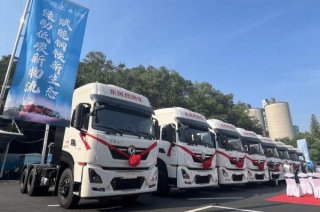 全链创新 更优TCO 东风新能源重卡赋能钢铁物流