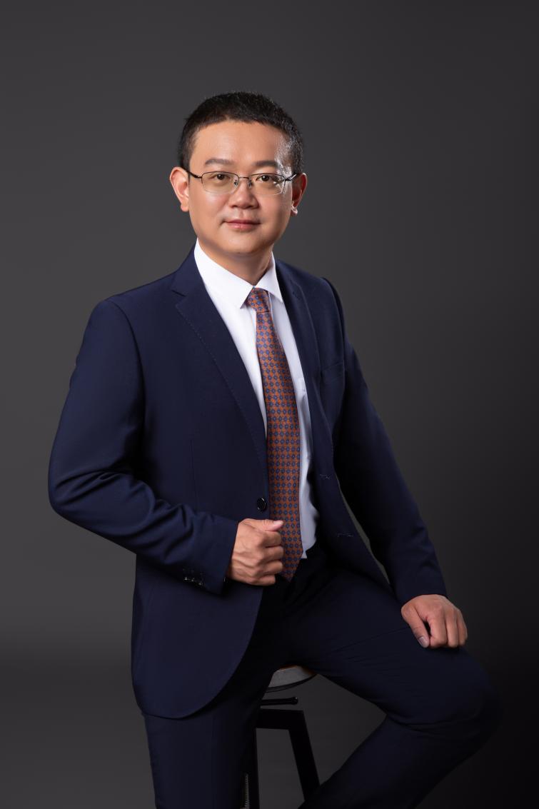 猛士总经理万良渝一封信致经销商：深化华为合作，赋能每位家人
