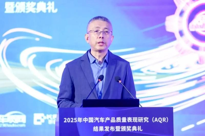 实力夺冠!锐胜王牌E-M7荣获2025年经济型MPV质量表现第一名