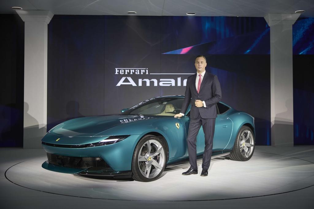 全新跃马V8 2+硬顶Berlinetta跑车中国首发 法拉利Amalfi「京」艳亮相，续写意式风华