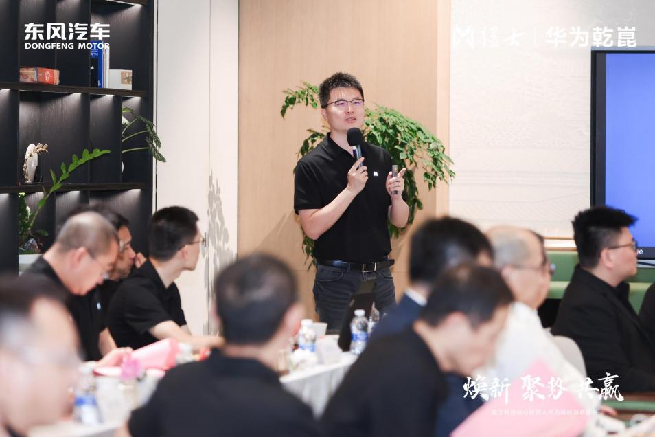 赴约华为练秋湖，猛士再谋智能越野战力进阶，或迎更多“华系方盒子”助力拓局！