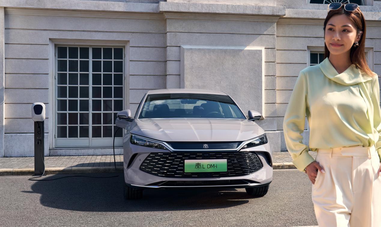 引领中级，刷新油耗2时代，2026款秦L DM-i上市限时9.28万起