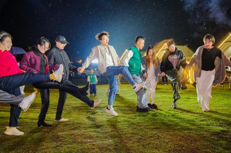 爱家爱旅行！星海V9集体交付，开启天花板级露营生活