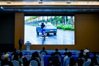 中汽研“定调”！鸿蒙智行以满分安全实力破解行业信任困局